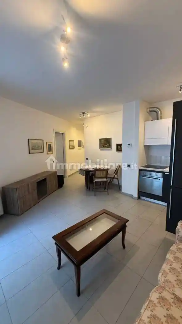 Palazzo - Edificio in vendita a Roma