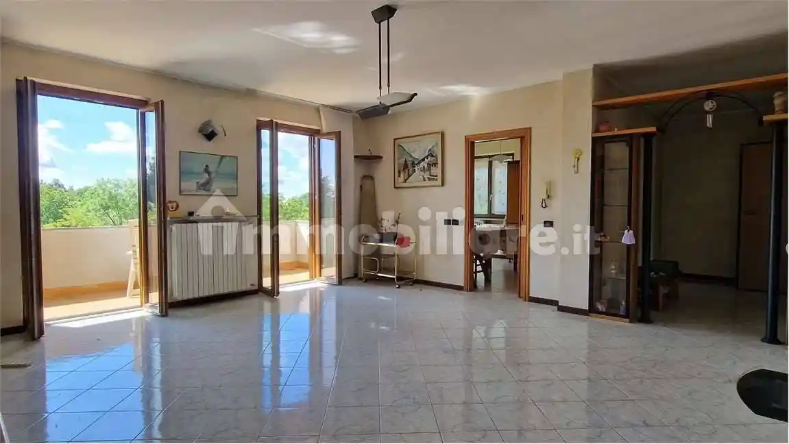 Appartamento in vendita a Borgomanero