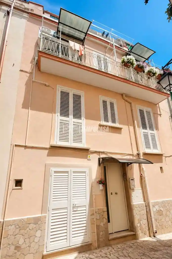 Casa indipendente in vendita a Conversano