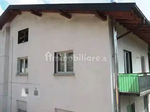 Appartamento in vendita a Porlezza