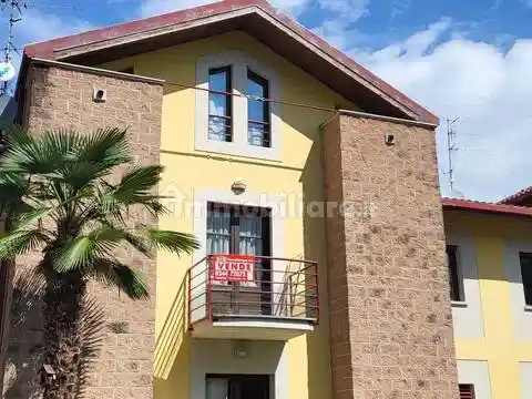 Appartamento in vendita a Porlezza