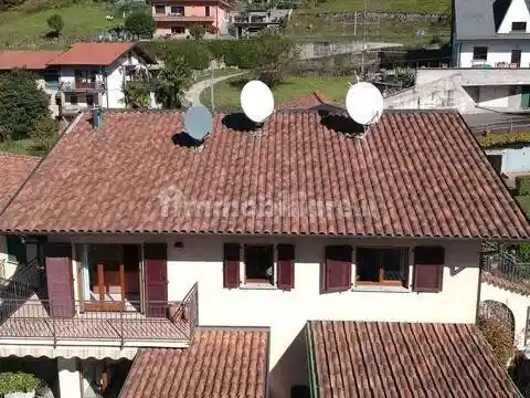 Appartamento in vendita a Porlezza