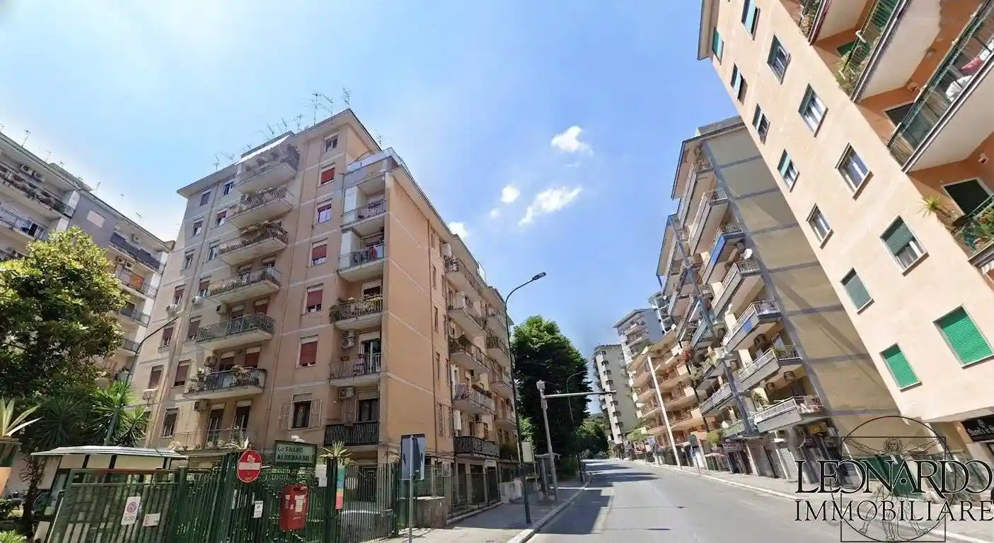 Appartamento in vendita a Napoli