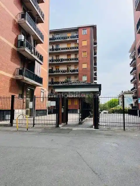 Appartamento in vendita a Monza