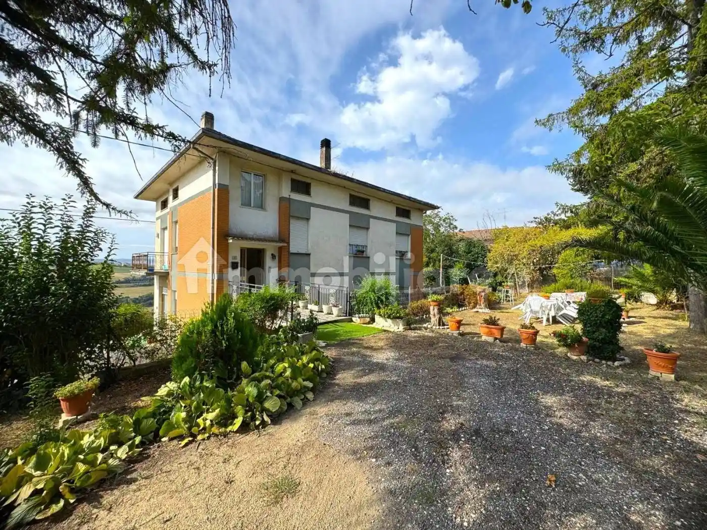 Casa indipendente in vendita a Fermo