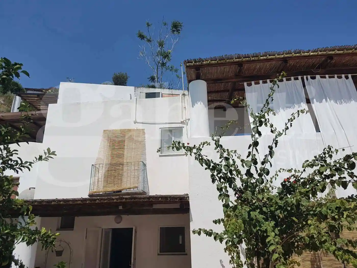 Casa indipendente in vendita a Santa Marina Salina