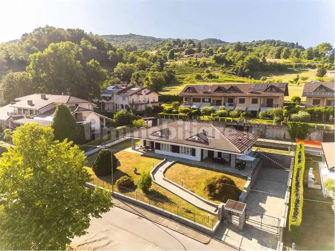 Villa in vendita a Pinerolo