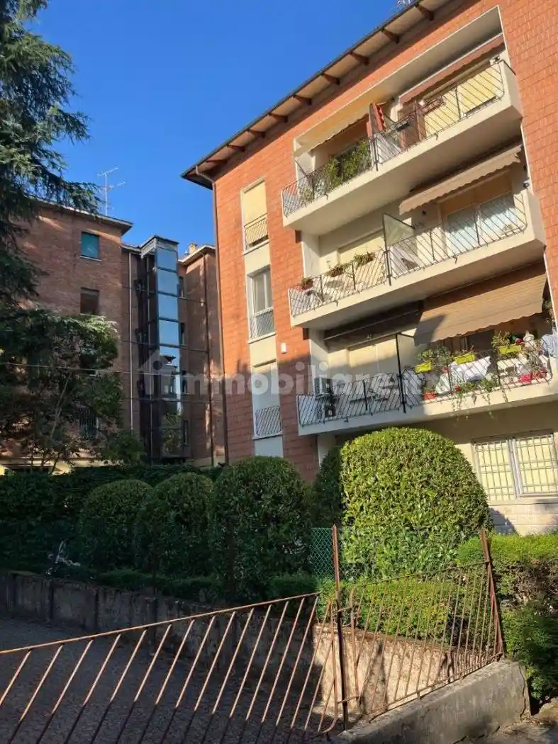 Appartamento in vendita a Bologna