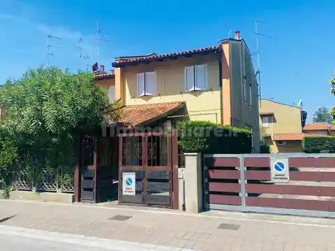 Villa in vendita a Comacchio