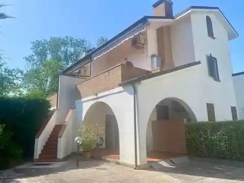 Villa in vendita a Comacchio