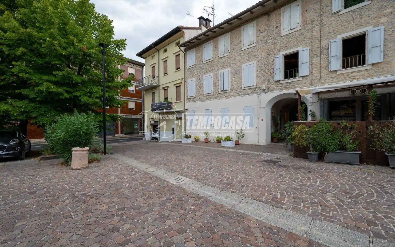Appartamento in vendita a Canossa