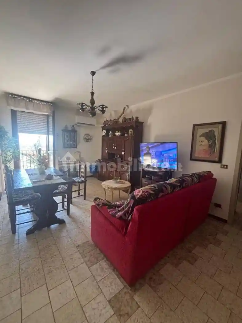 Appartamento in vendita a Montignoso
