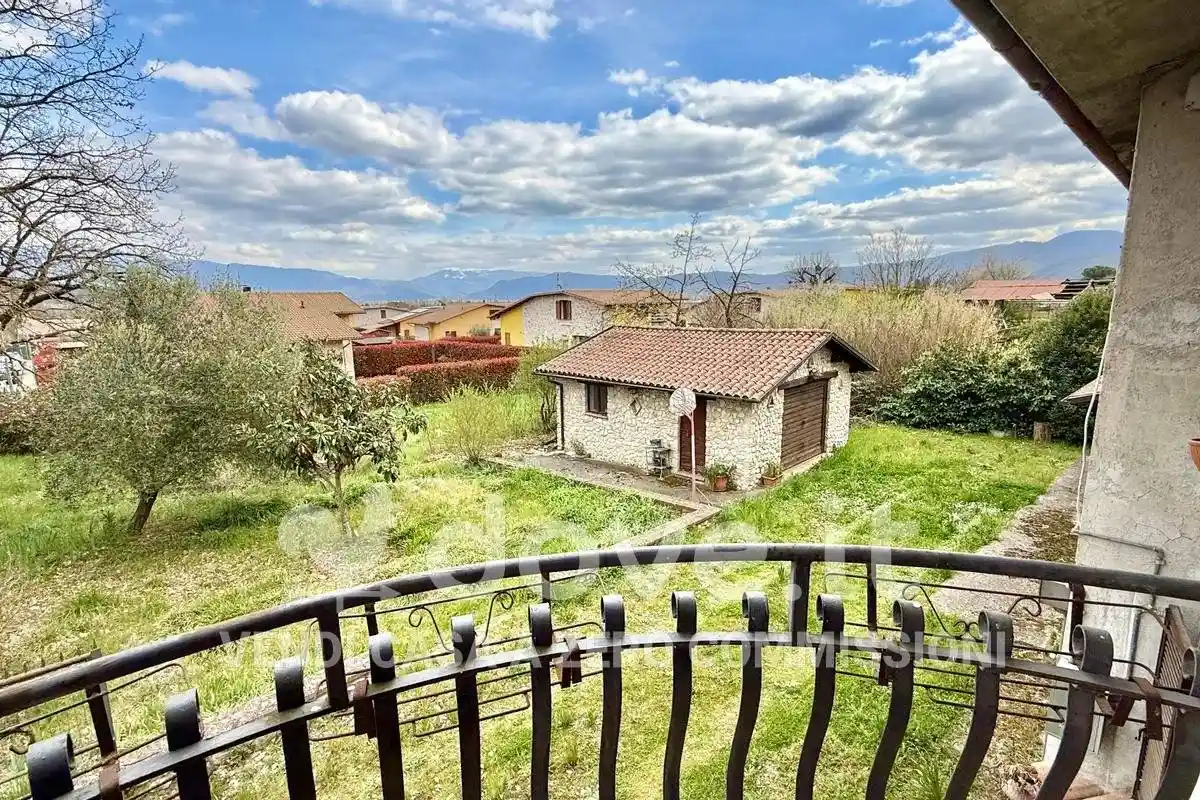 Casa indipendente in vendita a Contigliano