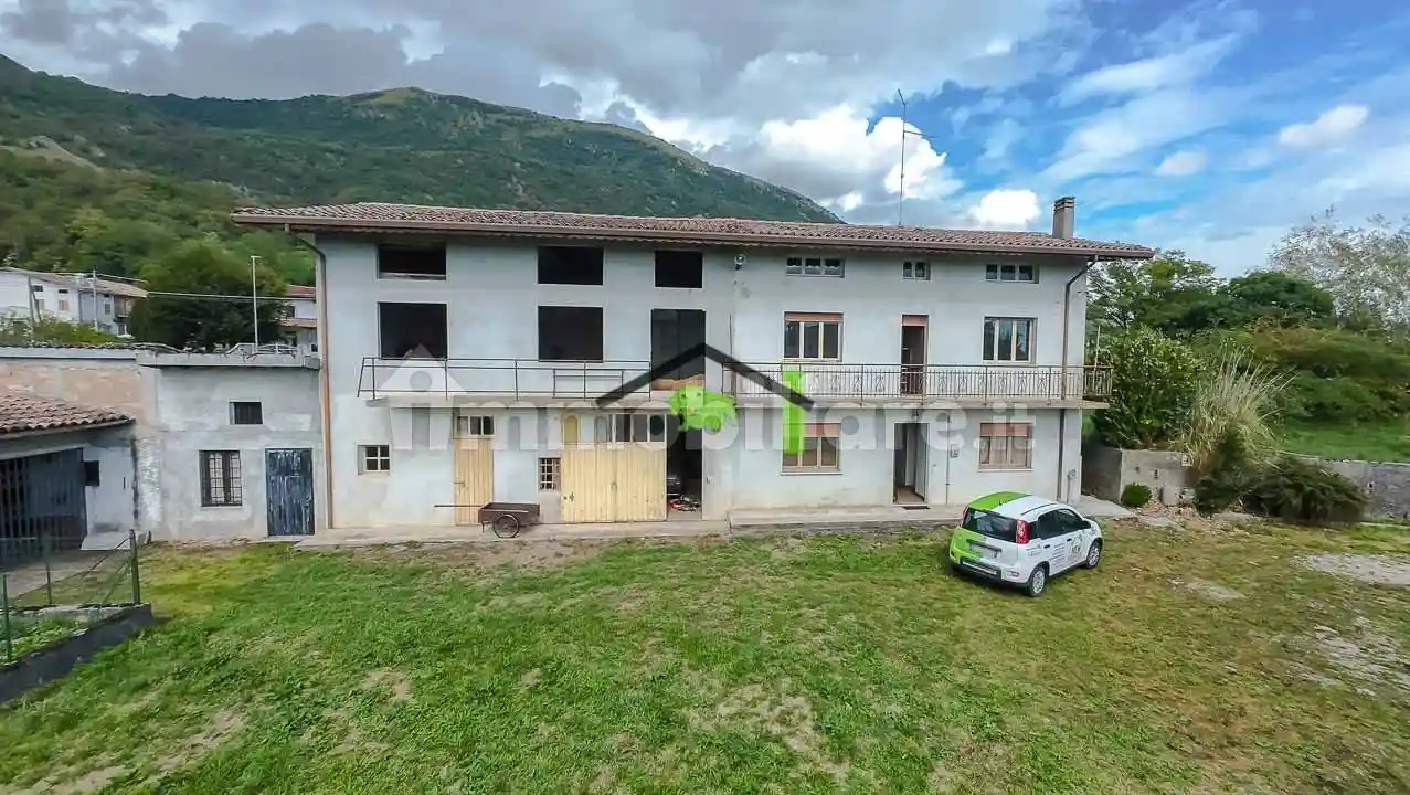 Rustico - Casale in vendita a Travesio