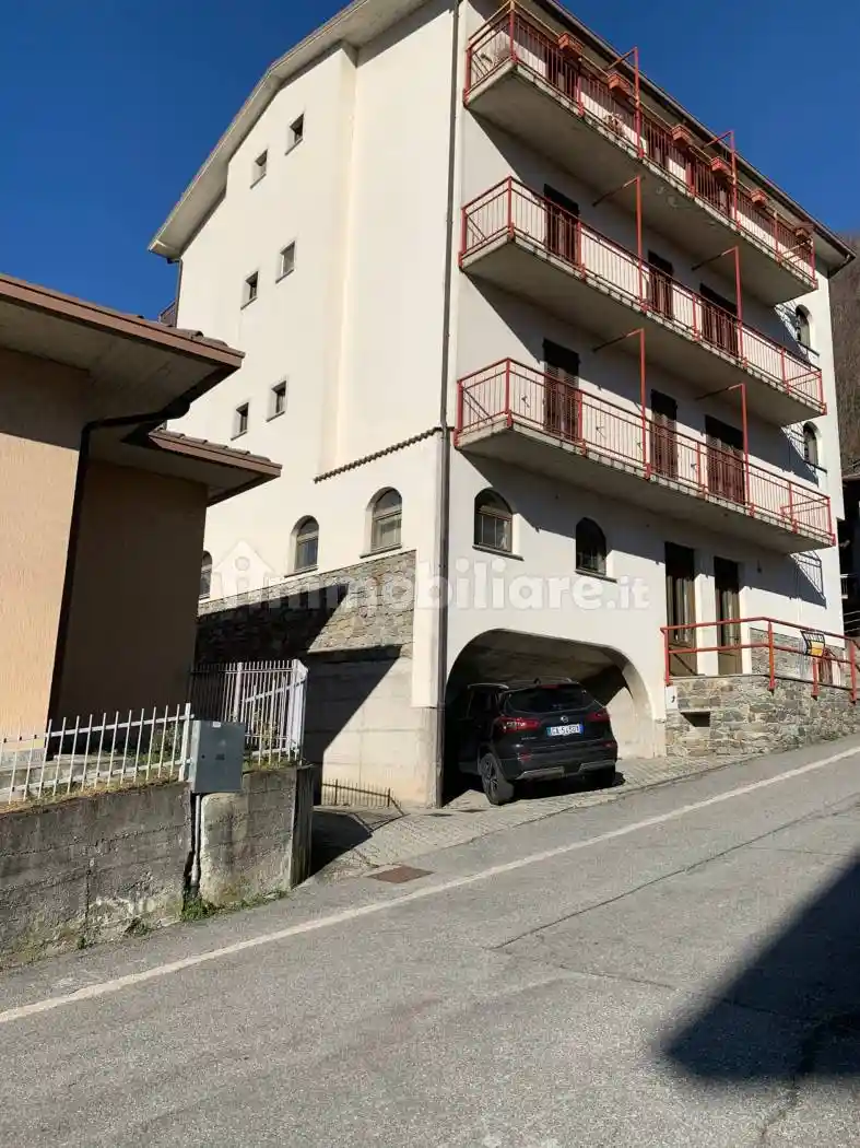 Appartamento in vendita a Traona