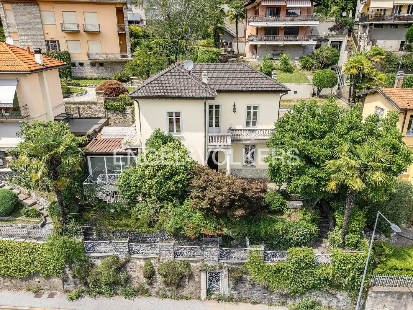Villa in vendita a Como