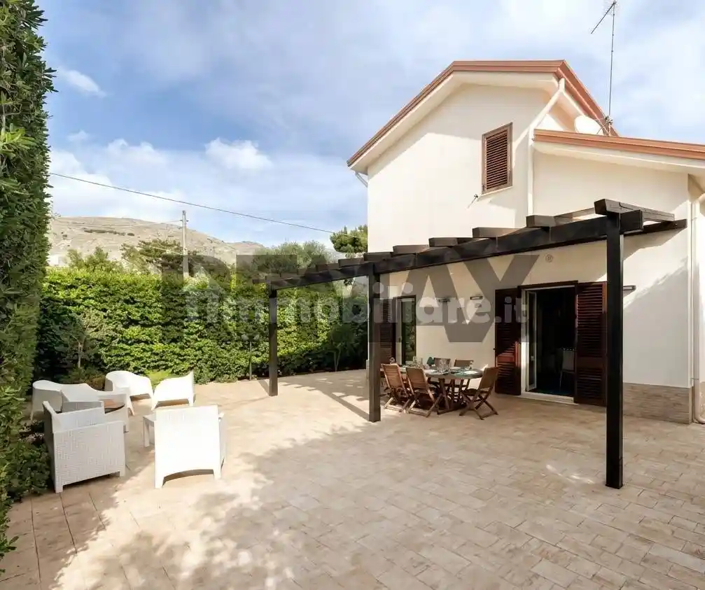 Villa in vendita a Palermo