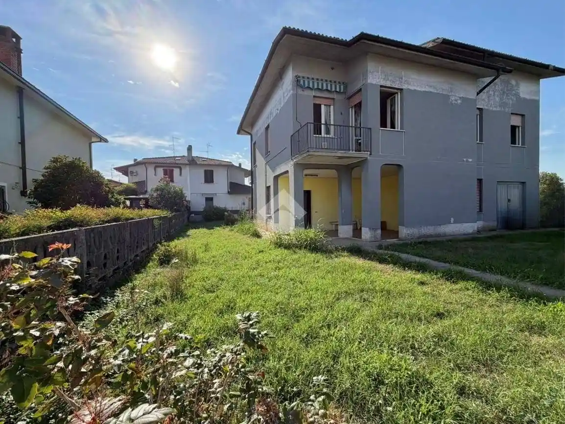 Villa in vendita a Capralba