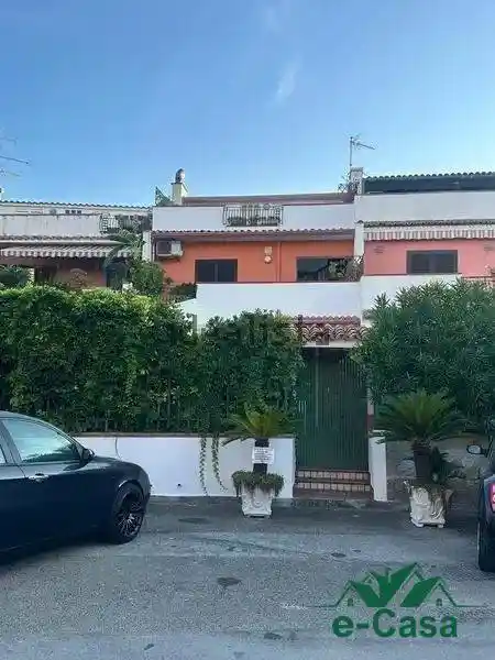 Appartamento in vendita a Rometta