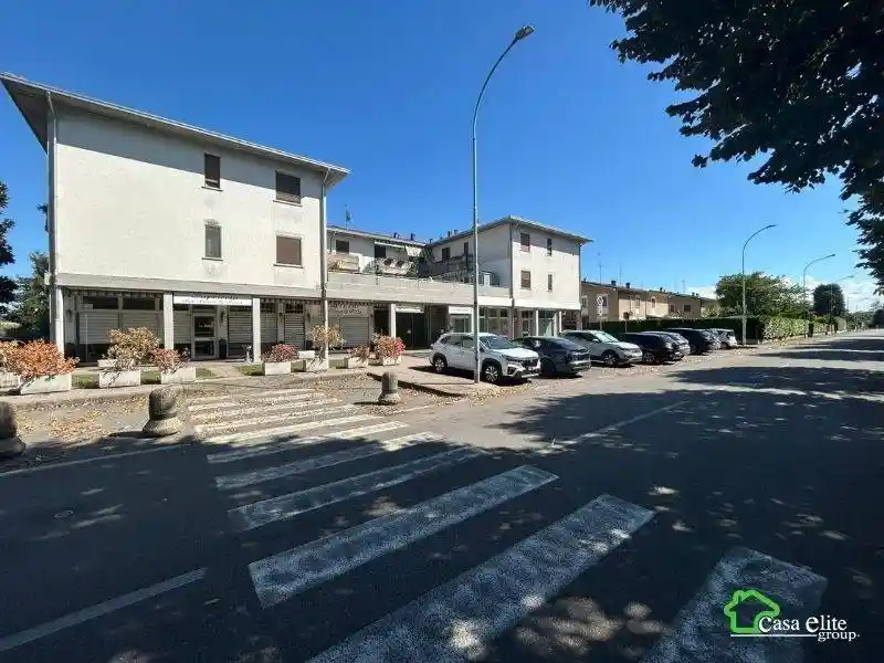 Appartamento in vendita a Cerro al Lambro