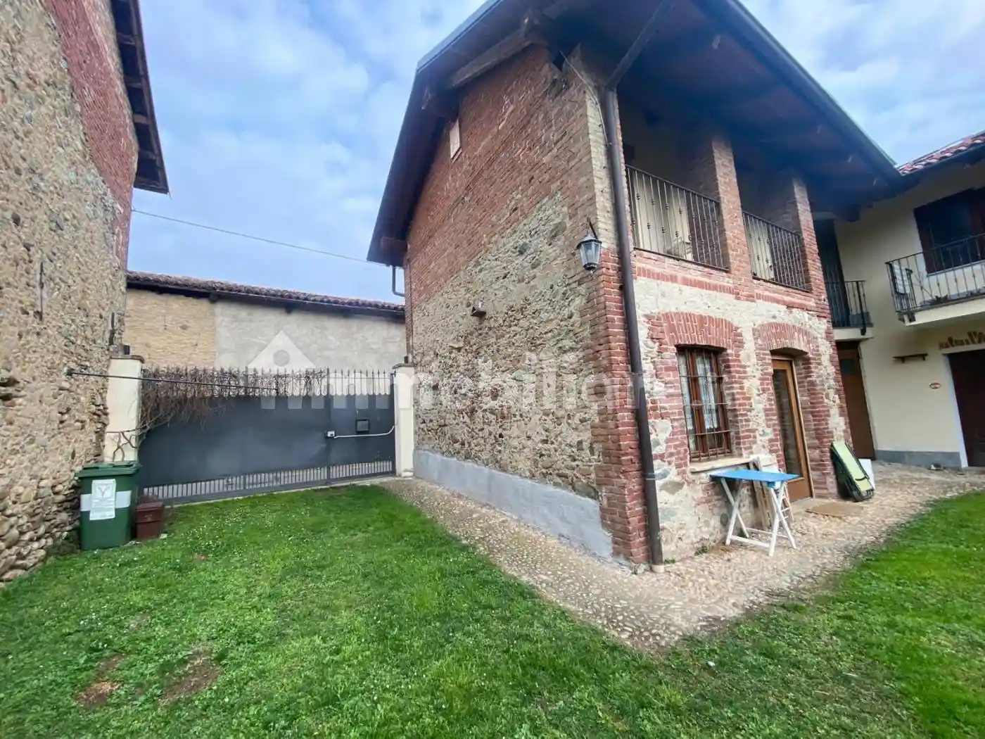 Rustico - Casale in vendita a Bruino