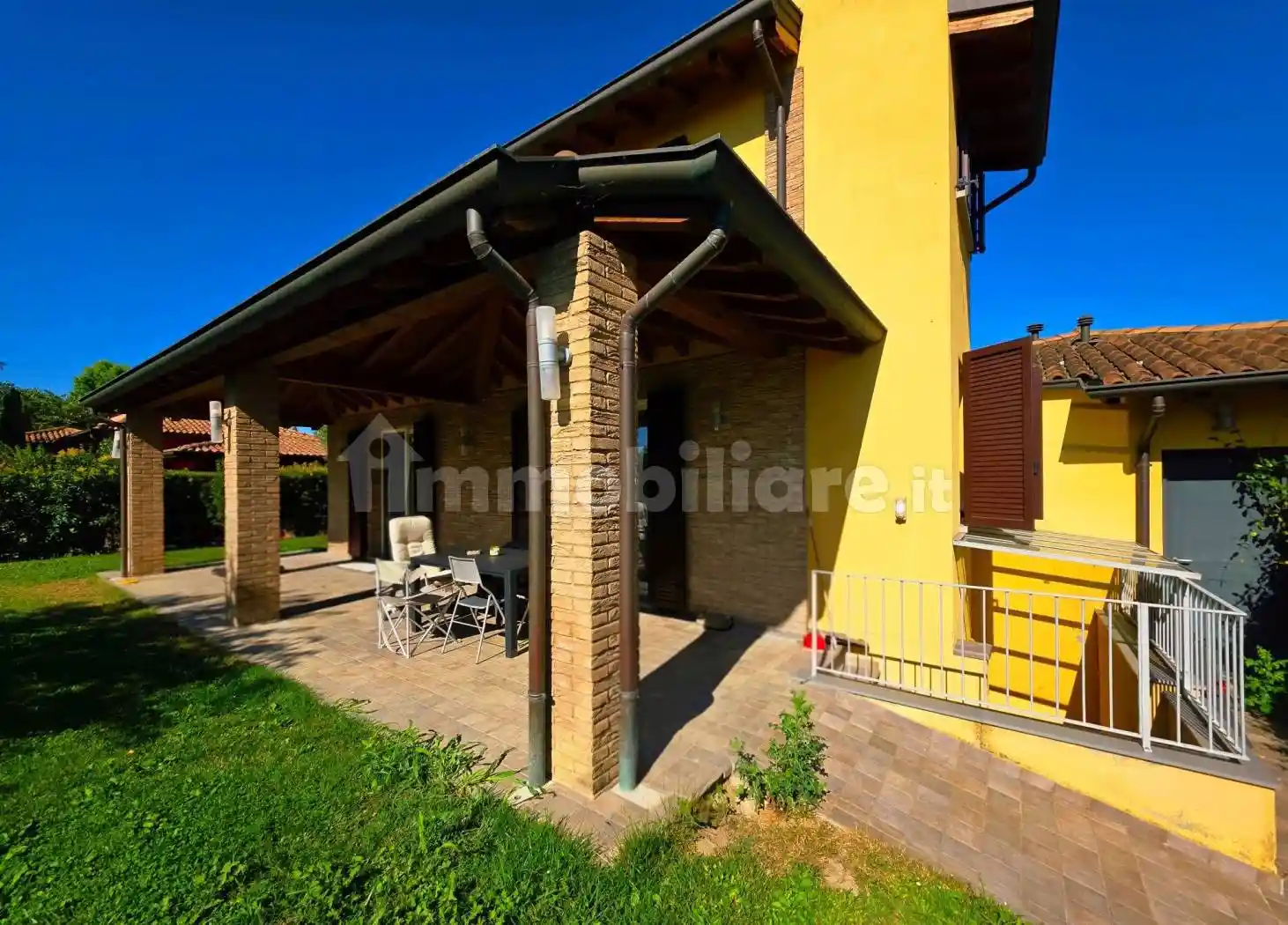 Villa in vendita a Parma