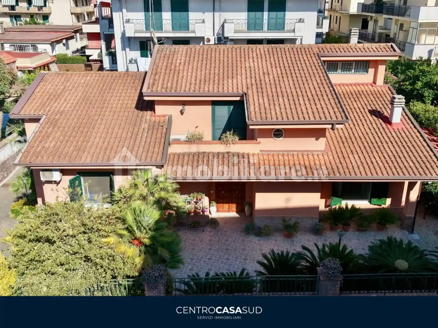 Villa in vendita a Giugliano in Campania