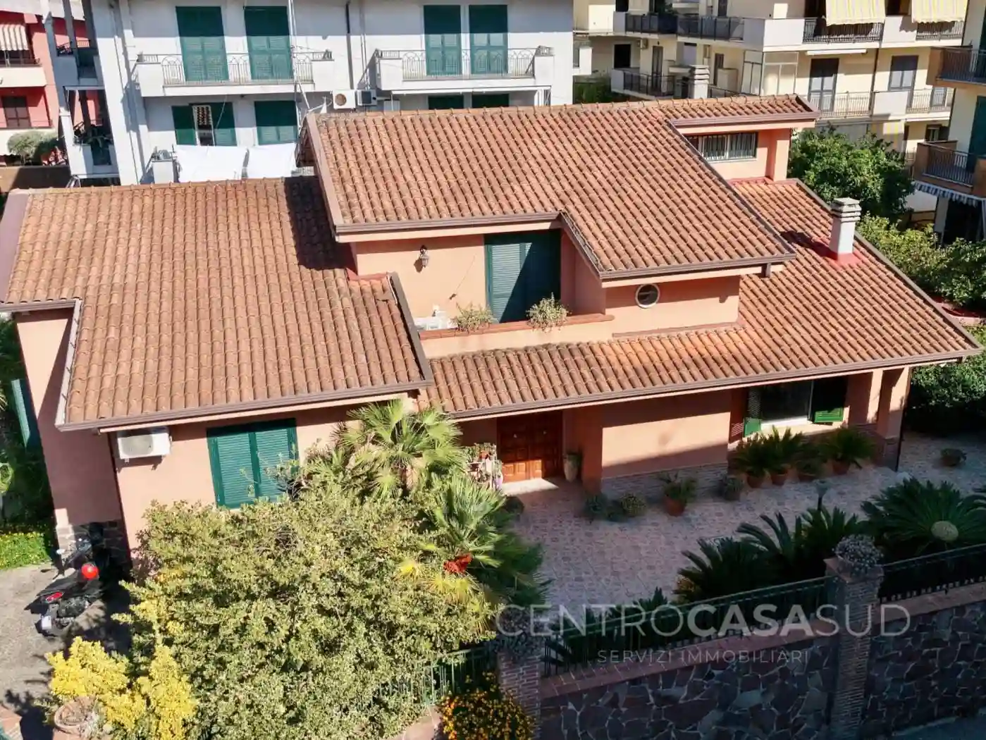 Villa - foto 2
