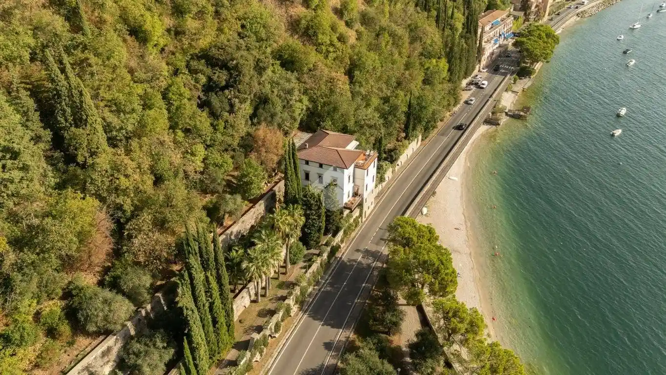 Appartamento in vendita a Toscolano-Maderno