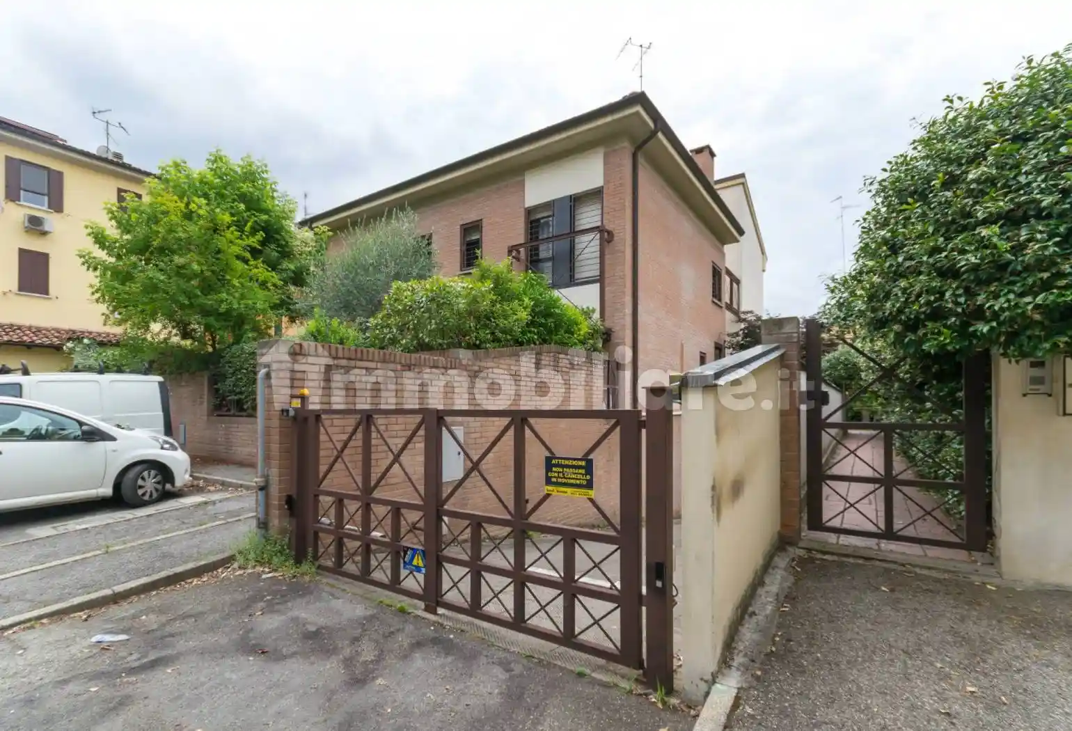 Casa indipendente in vendita a Bologna