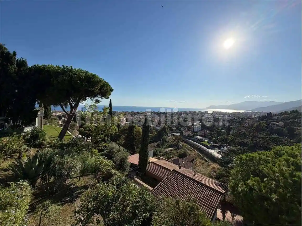Appartamento in vendita a Bordighera