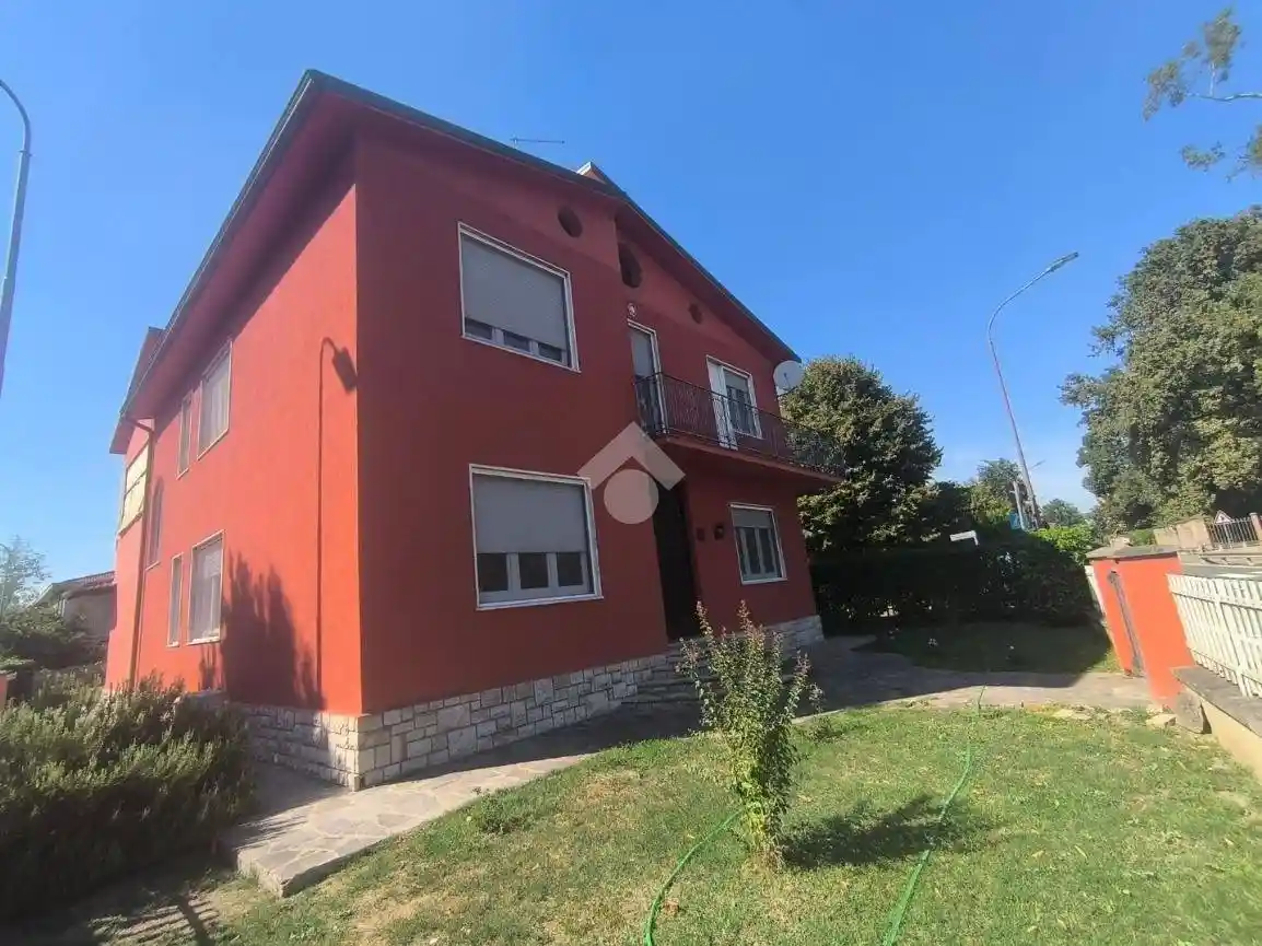 Villa in vendita a San Pietro in Cerro