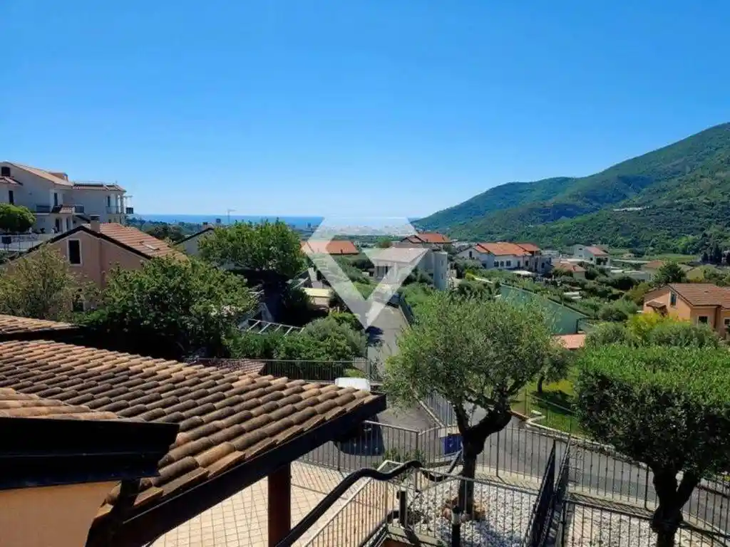 Villetta a schiera in vendita a Toirano