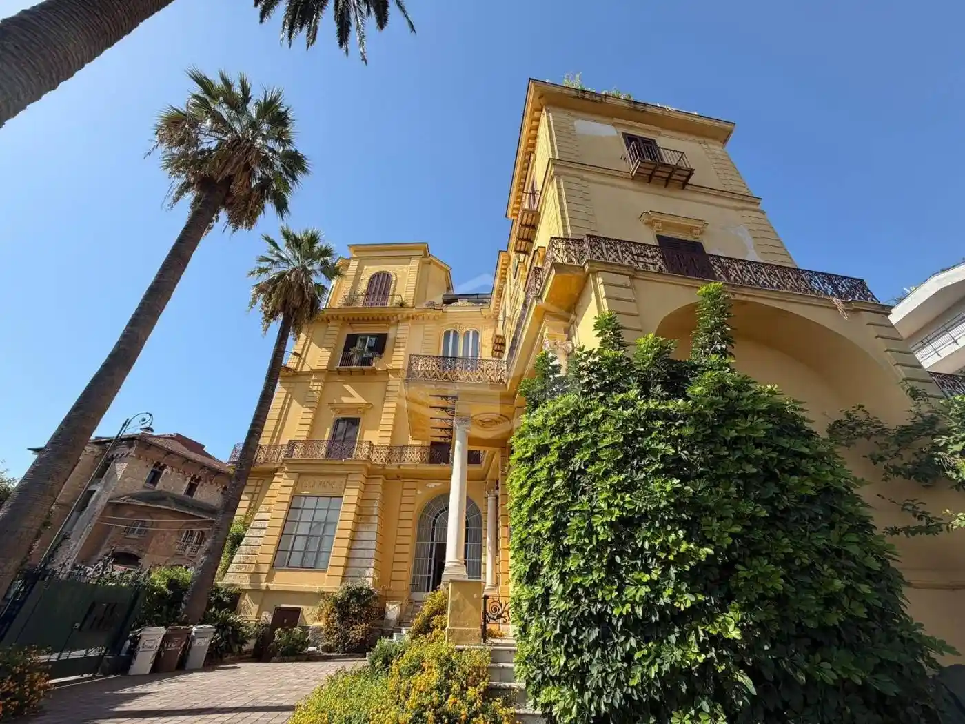 Appartamento in affitto a Napoli