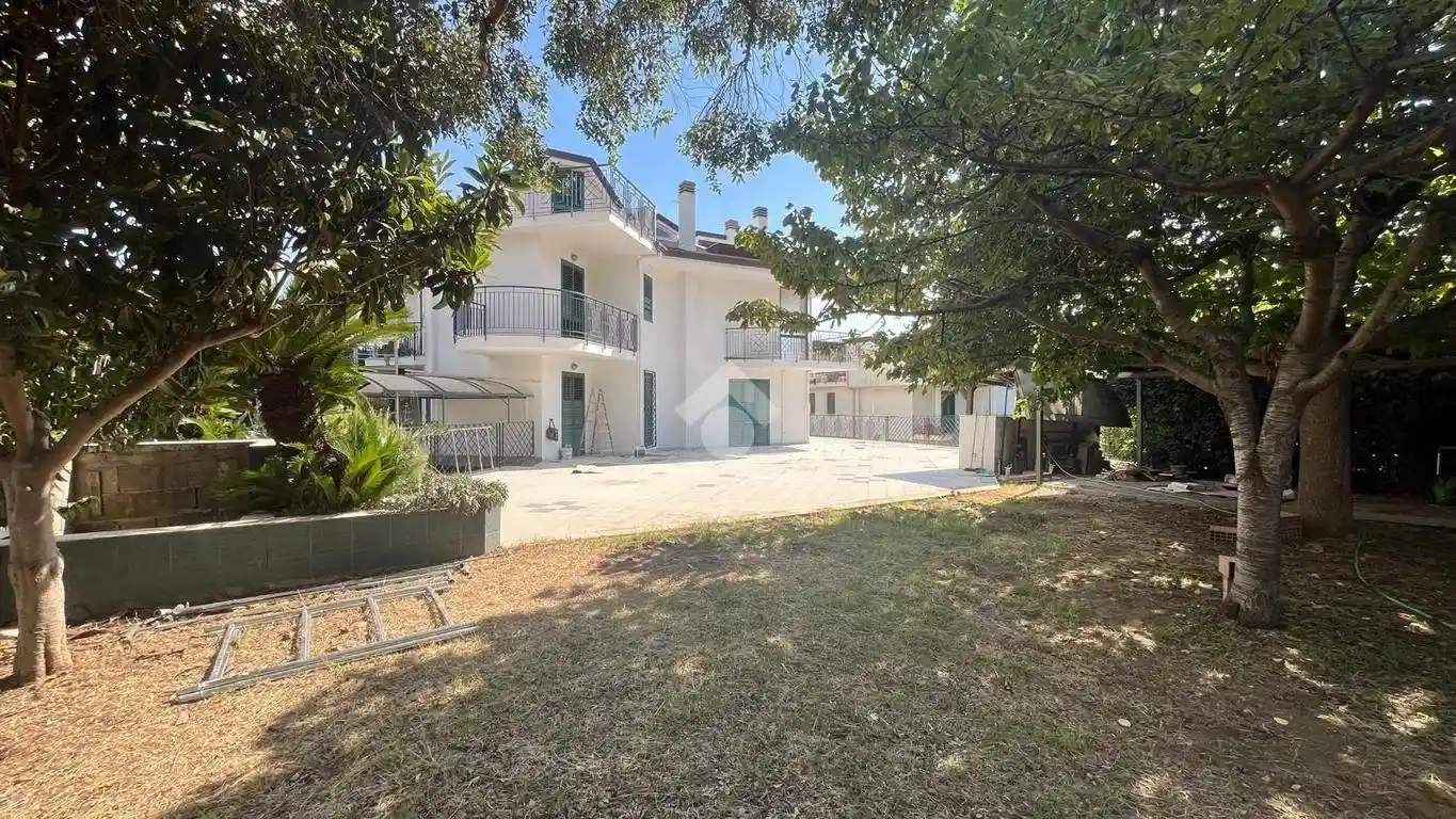 Villetta a schiera in vendita a Baronissi