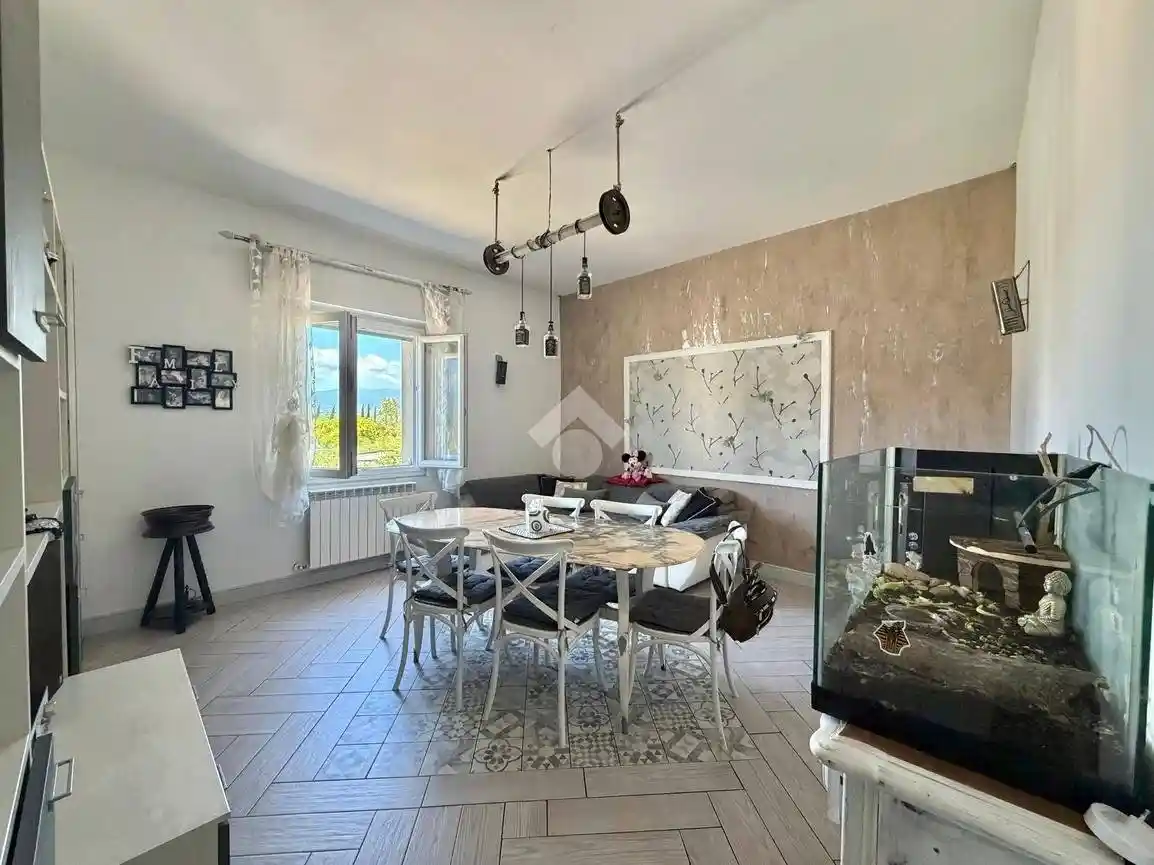 Rustico - Casale in vendita a Pistoia