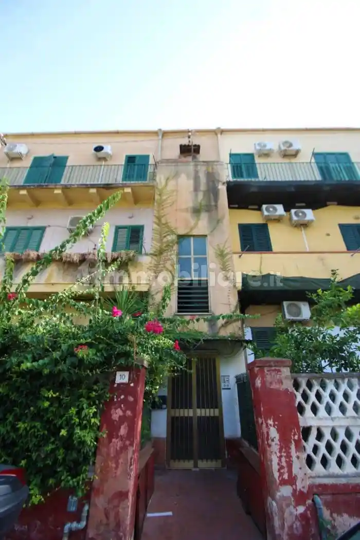 Appartamento in vendita a Palermo