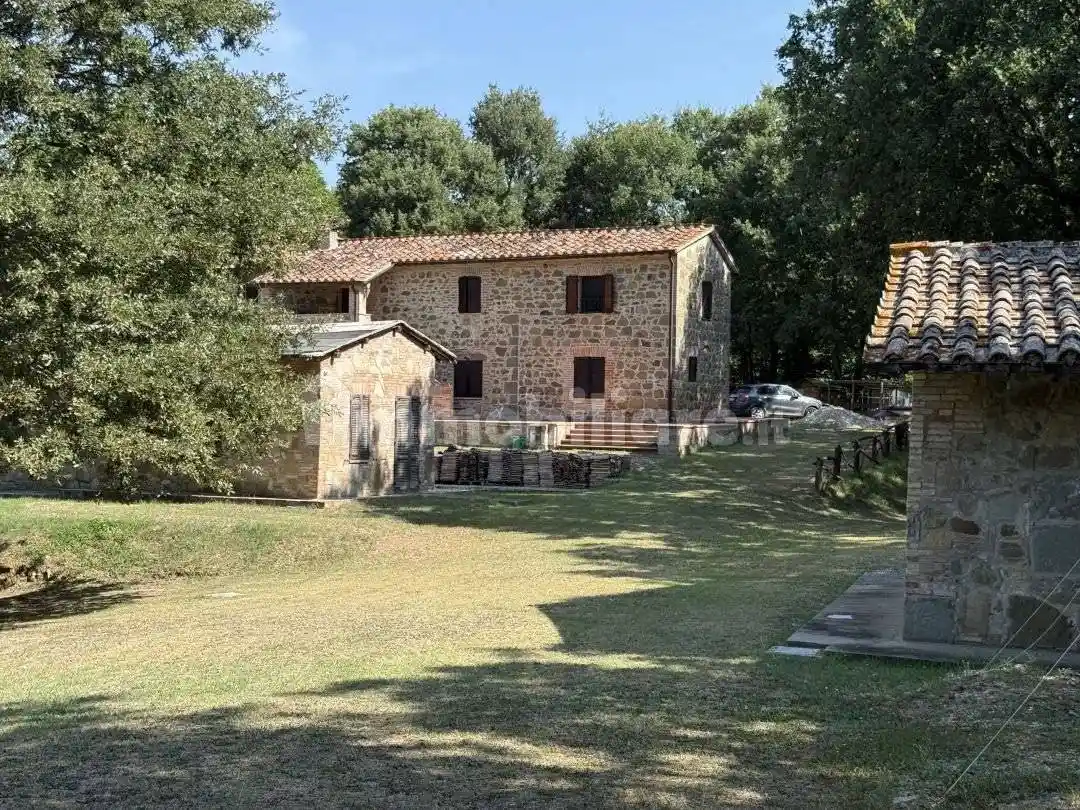 Rustico - Casale in vendita a Città della Pieve