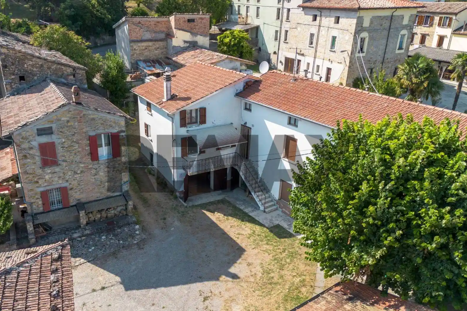 Casa indipendente in vendita a Pellegrino Parmense