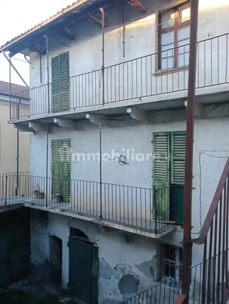 Casa indipendente in vendita a Bistagno
