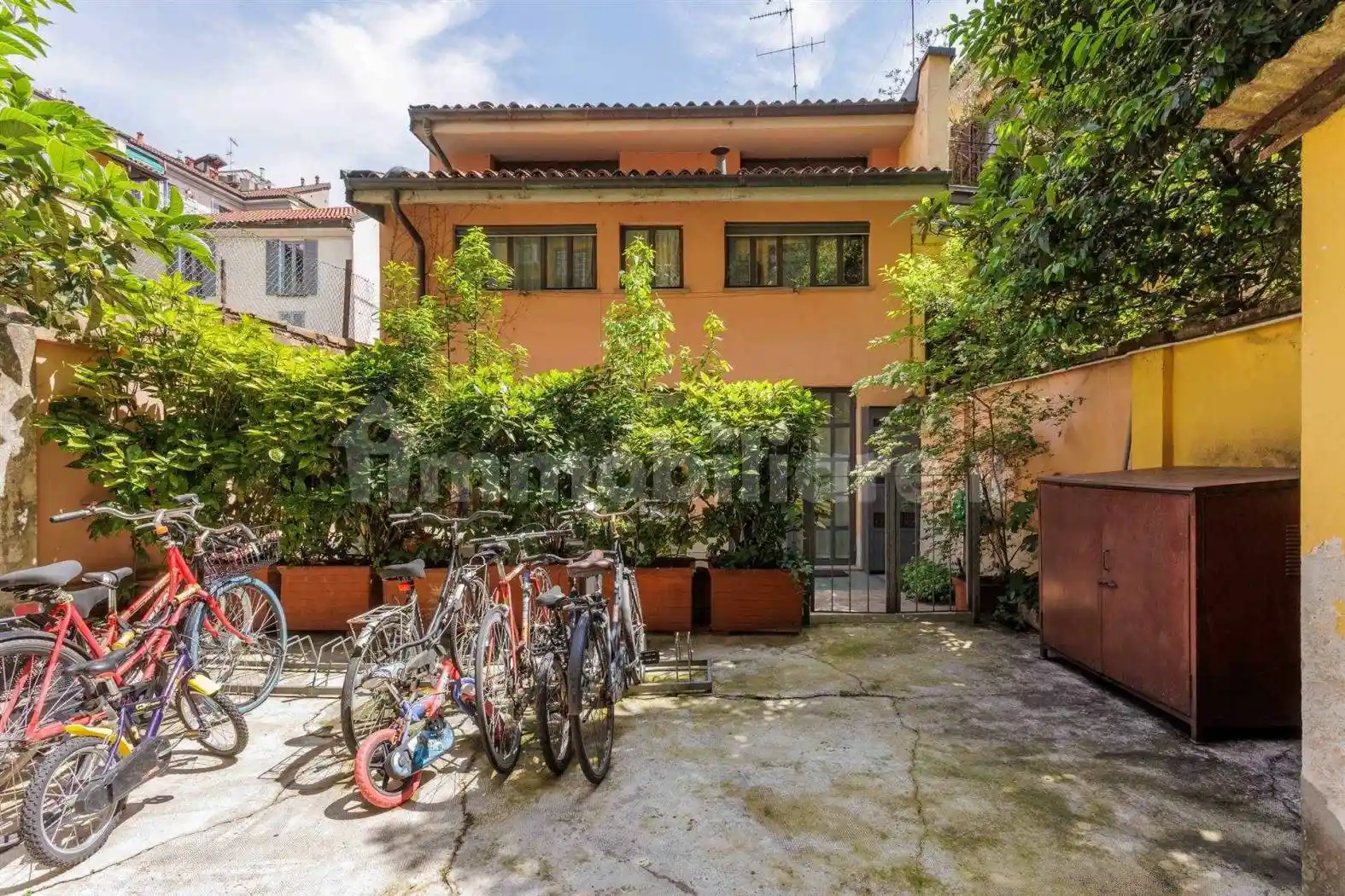 Casa indipendente in vendita a Milano