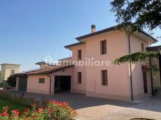 Appartamento in affitto a Mantova
