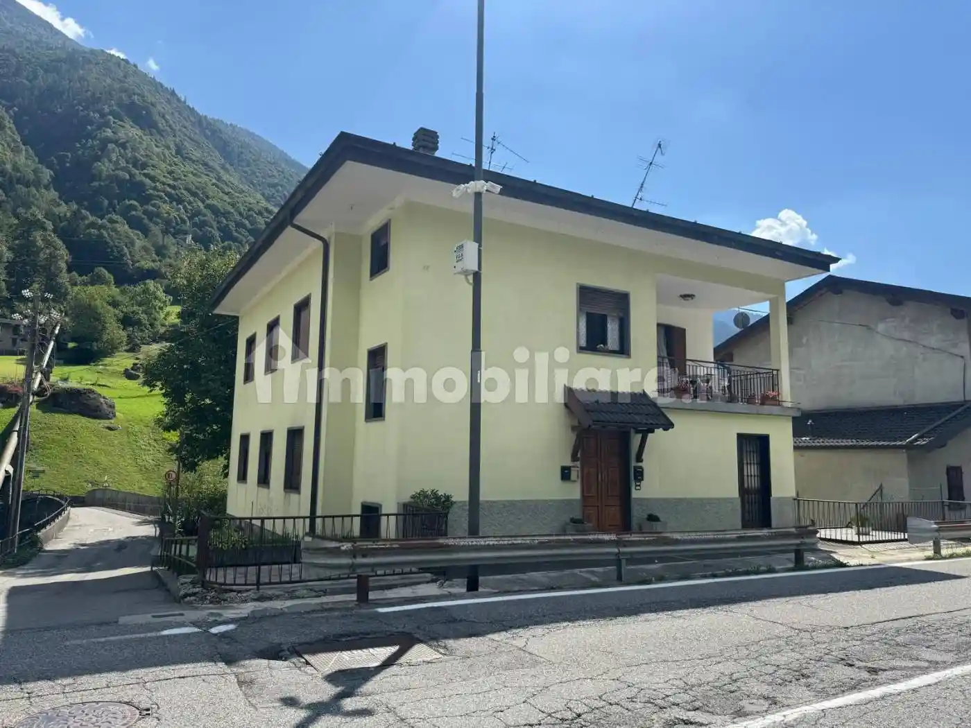 Appartamento in vendita a Gandellino