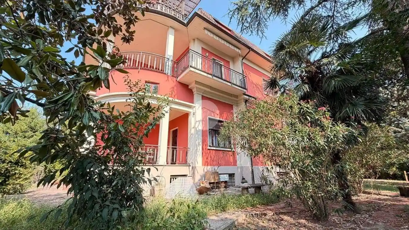 Villa in vendita a Voghera