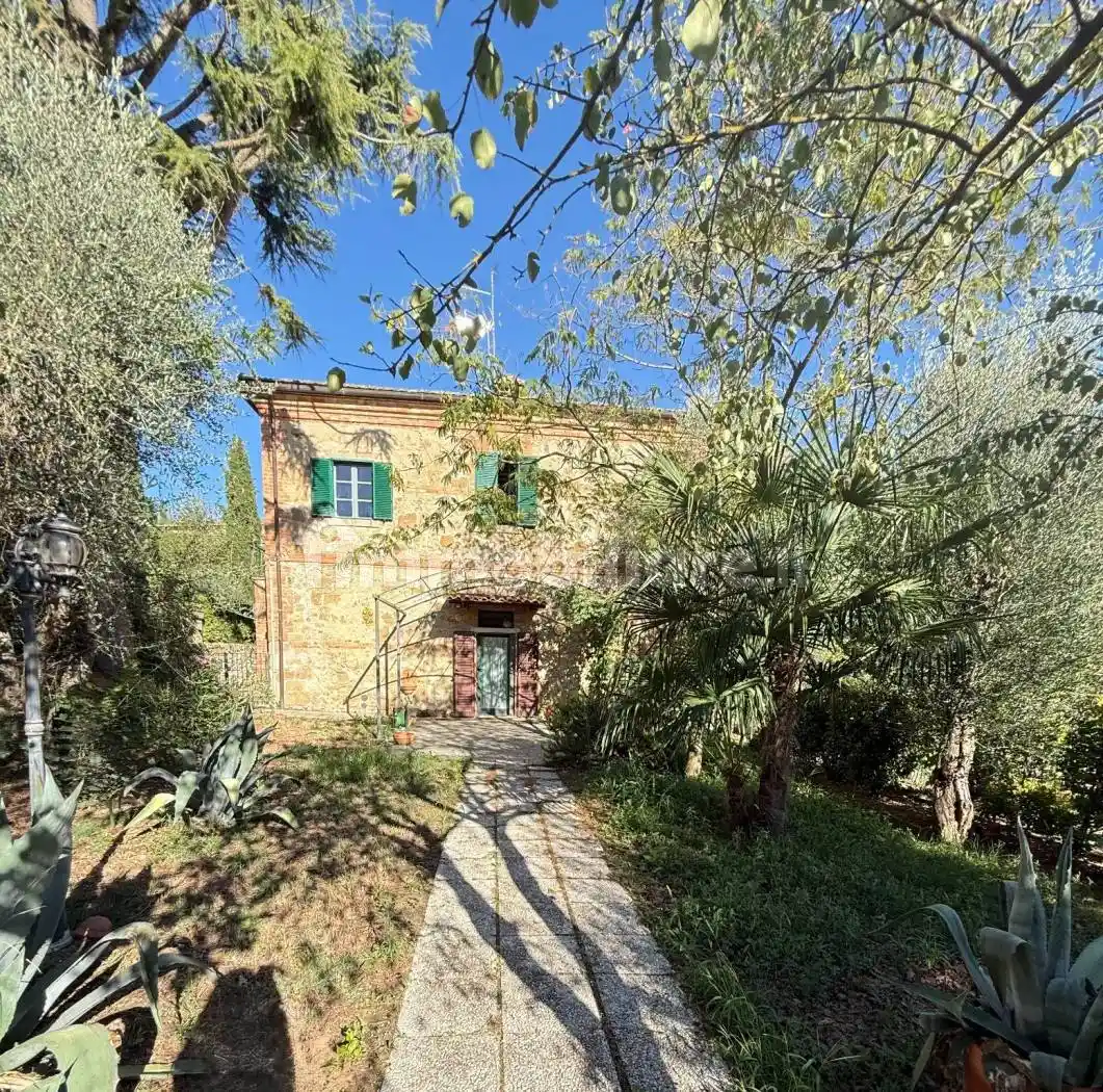 Appartamento in vendita a Montalcino