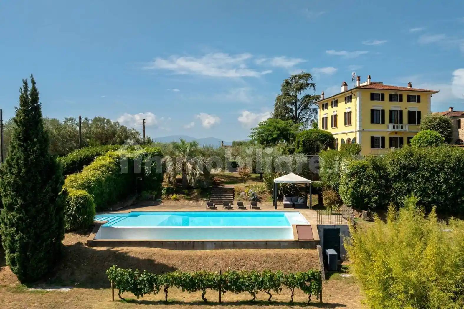 Villa in vendita a Montecarlo