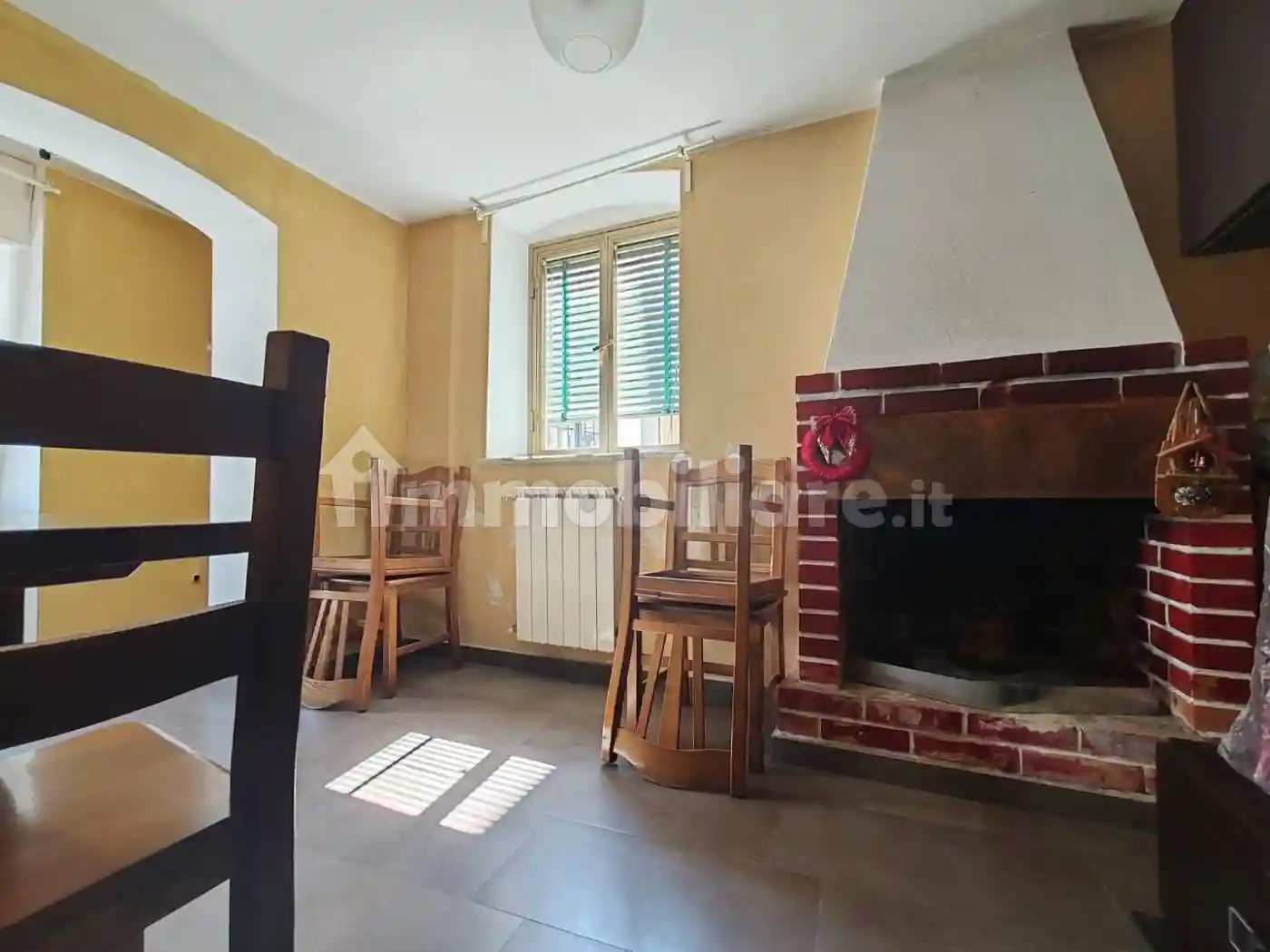 Casa indipendente in vendita a Massa