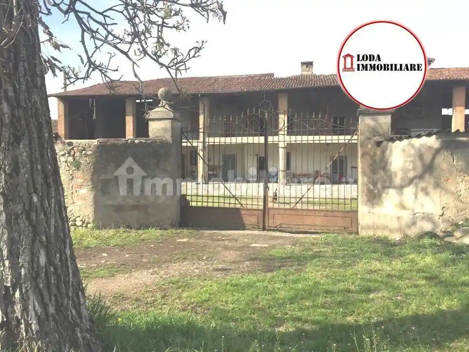 Rustico - Casale in vendita a Pontoglio