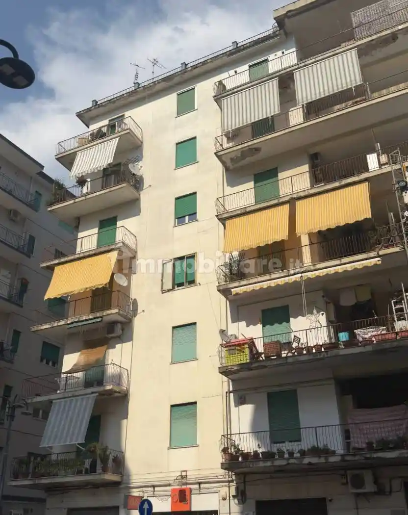 Appartamento in vendita a Salerno