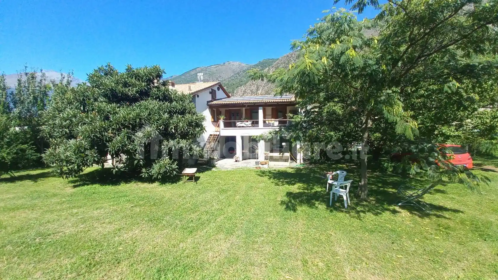 Villa in vendita a Susa